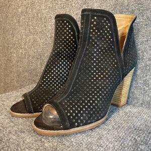 Lucky Brand Larise Bootie Womens 9 Black Suede Perforated Slip On Block Heel